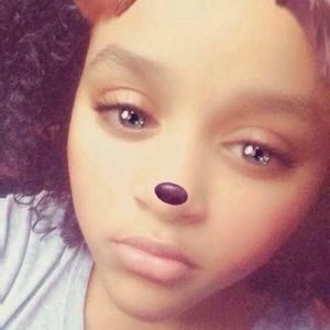 Meet your Posher, Aliayah